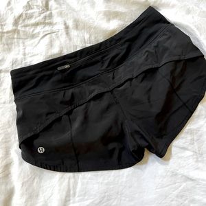 NWOT lululemon black running shorts